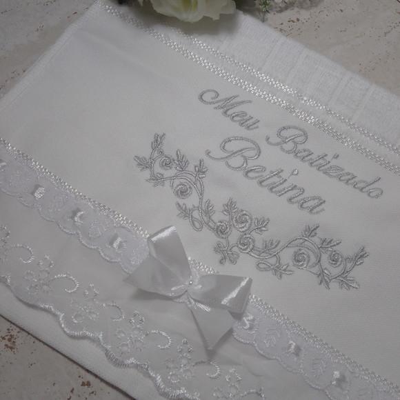Toalha de Batizado Personalizada Floral
