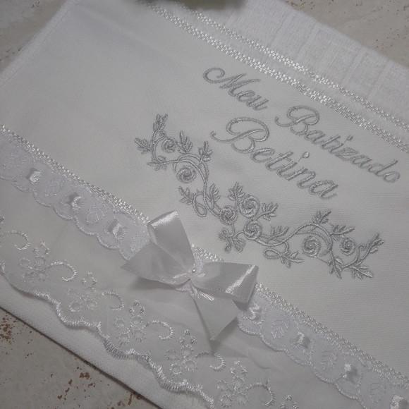 Toalha de Batizado Personalizada Floral