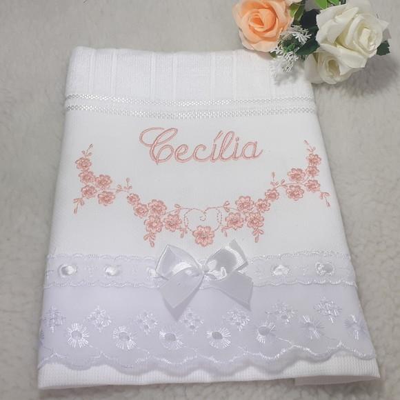 Toalha de Batizado Personalizada Floral