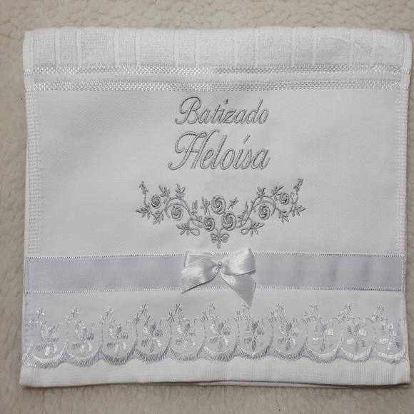 Toalha de Batizado Personalizada Floral para Menina