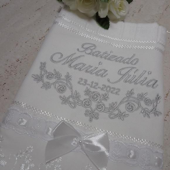 Toalha de Batizado Personalizada Flores