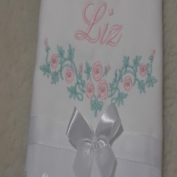Toalha de Batizado Personalizada Flores