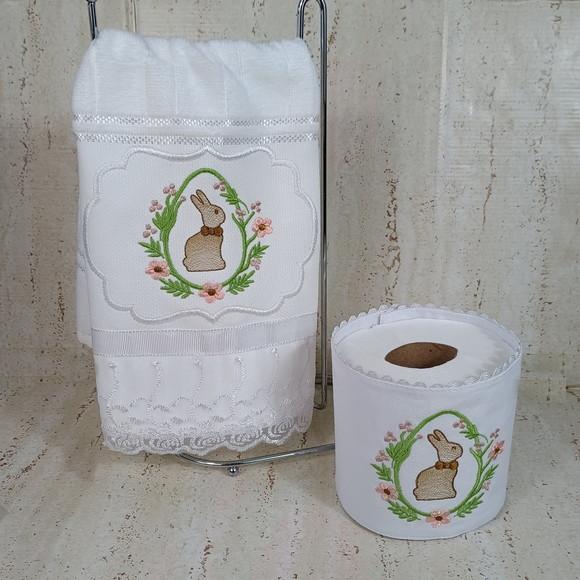 Toalha de Lavabo Bordada e Porta Papel Higiênico