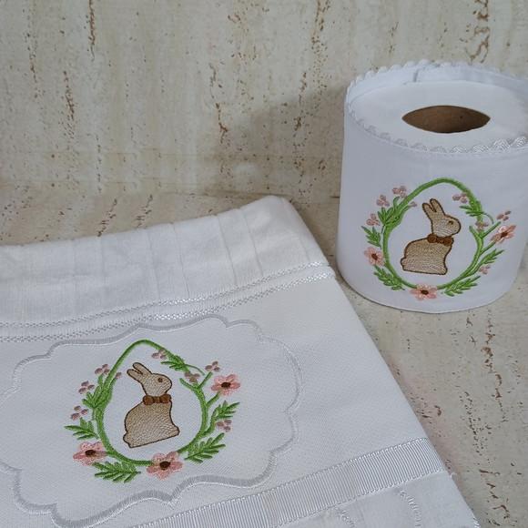 Toalha de Rosto Bordada e Porta Papel Higiênico