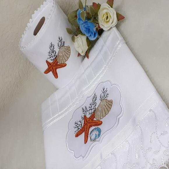 Toalha de Rosto Bordada e Porta Papel Higiênico