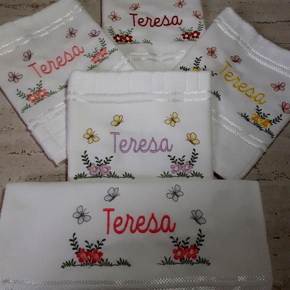 Toalha Escolar Bordada e Personalizada 5 Unidades