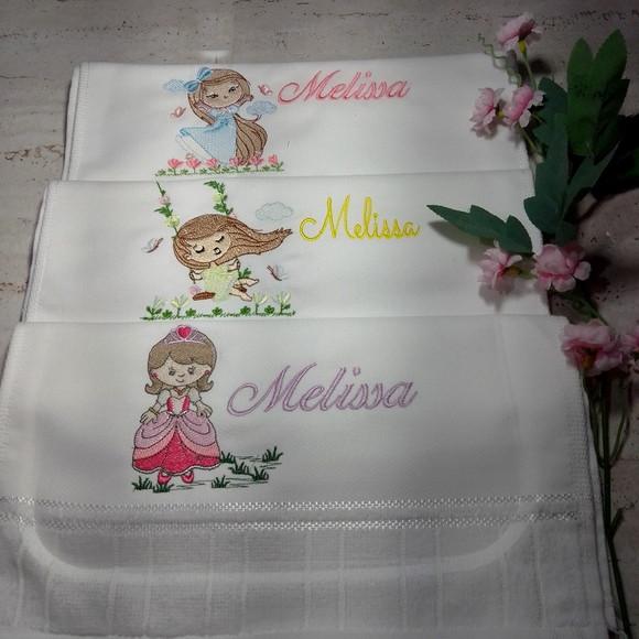Toalha Escolar Bordada Personalizada Princesa 3 Unidades