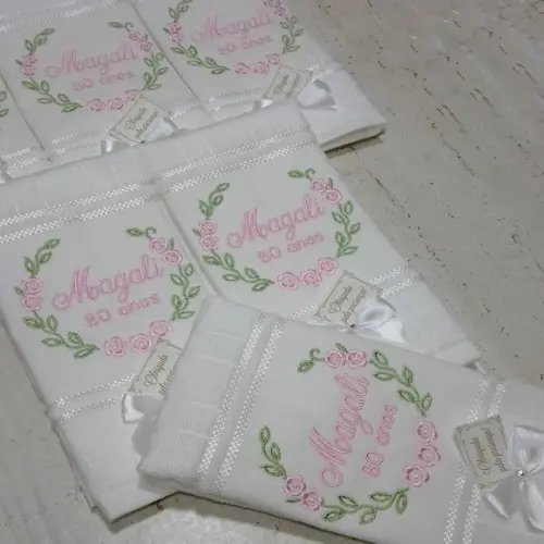 10 Lembranças Aniversário Toalha Personalizada 80 Anos