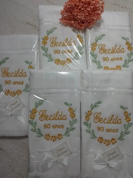 10 Lembranças Aniversário Toalha Personalizada 90 Anos