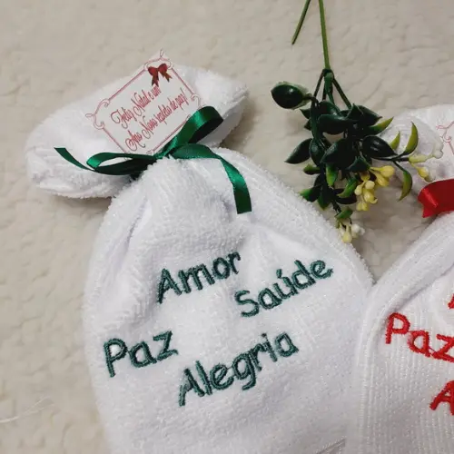10 Lembrancinha de Natal para Funcionários Toalha Bordada