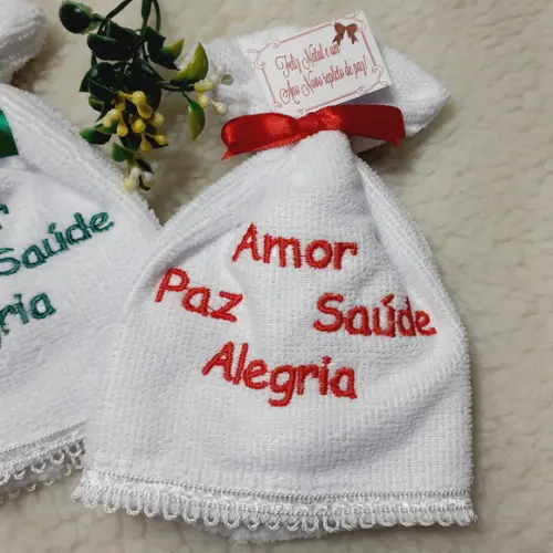 10 Lembrancinha de Natal para Funcionários Toalha Bordada
