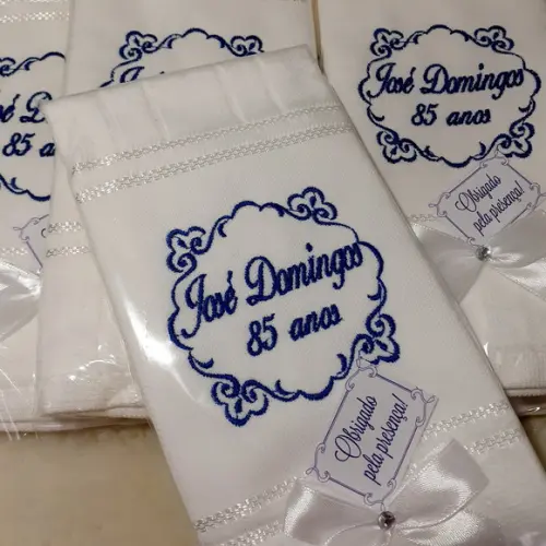 14 Lembranças Aniversário Toalha Personalizada 85 Anos