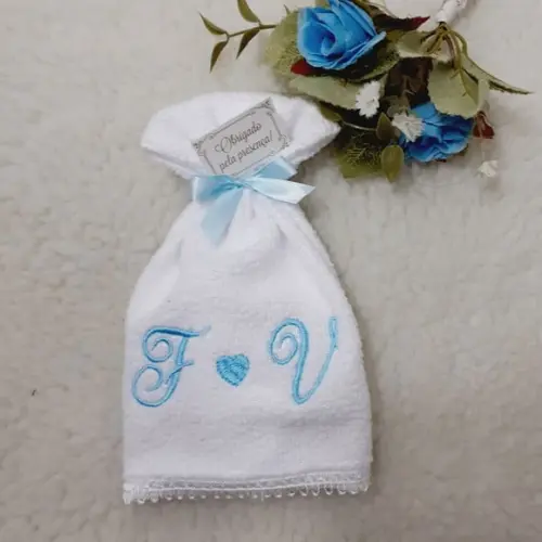 15 Lembranças de Casamento Toalha Bordada Personalizada