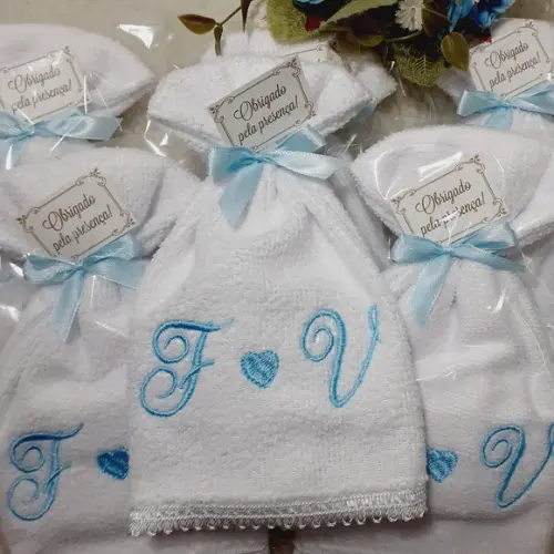 15 Lembranças de Casamento Toalha Bordada Personalizada