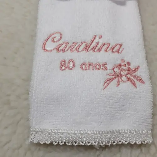 15 Lembrancinhas de Aniversário 80 Anos Toalhinha Nome