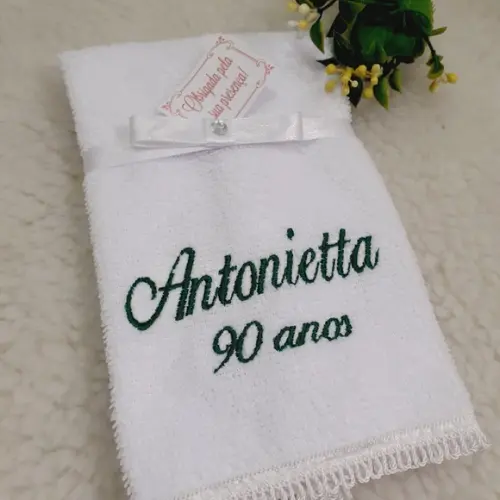 15 Lembrancinhas de Aniversário 90 Anos Toalha Bordada