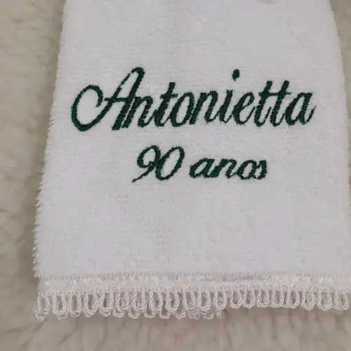 15 Lembrancinhas de Aniversário 90 Anos Toalha Bordada