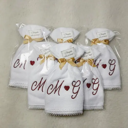 15 Lembrancinhas Personalizada de Casamento Toalha Bordada