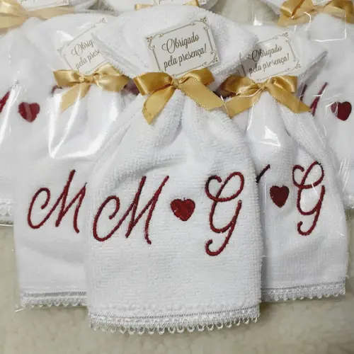 15 Lembrancinhas Personalizada de Casamento Toalha Bordada