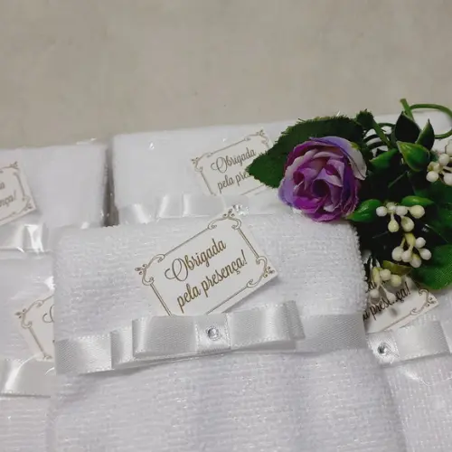 20 Lembranças Aniversário 80 Anos Toalha Bordada Nome Flor