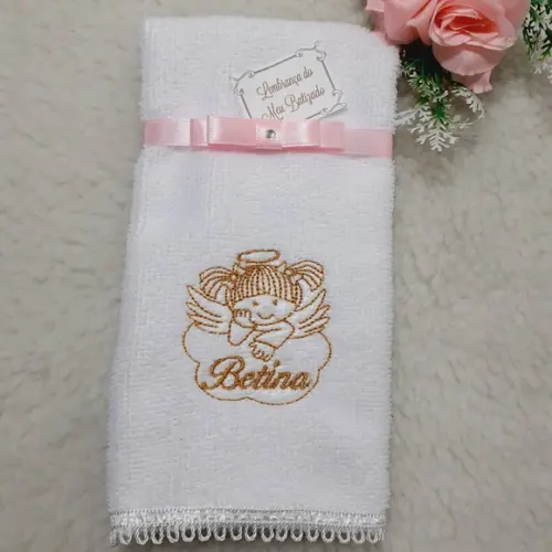 20 Lembrancinha de Batizado Personalizada Toalha Bordada