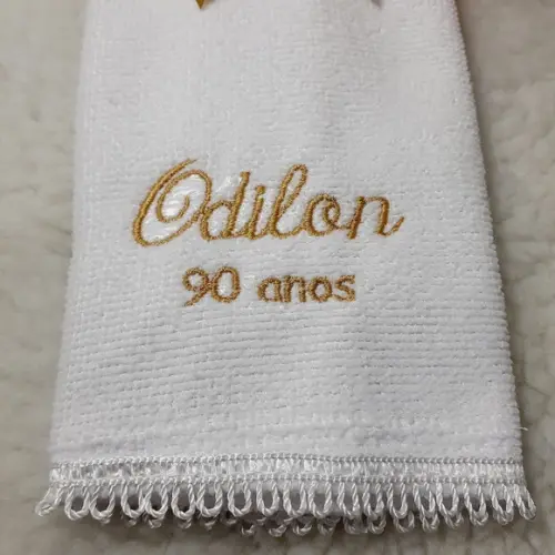 25 Lembrancinha Aniversário 90 Anos Toalhinha Personalizada