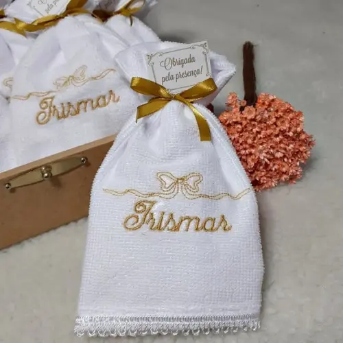 30 Lembrancinha Aniversário 70 Anos Toalha Bordada Feminina