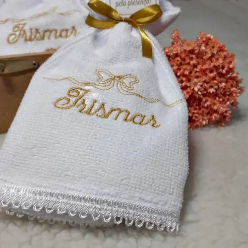 30 Lembrancinha Aniversário 70 Anos Toalha Bordada Feminina
