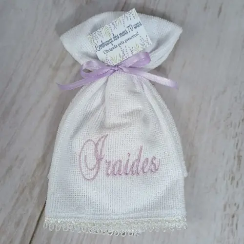 Kit 15 Lembranças Aniversário 70 Anos Toalha Bordada Lavanda