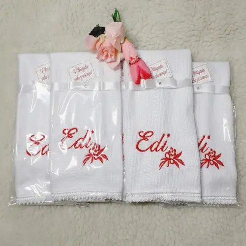 Kit 15 Lembranças Aniversário Toalha Bordada Nome Flor