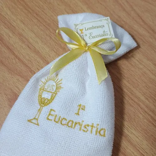 Lembrança Primeira Eucaristia Toalha Bordada Personalizada