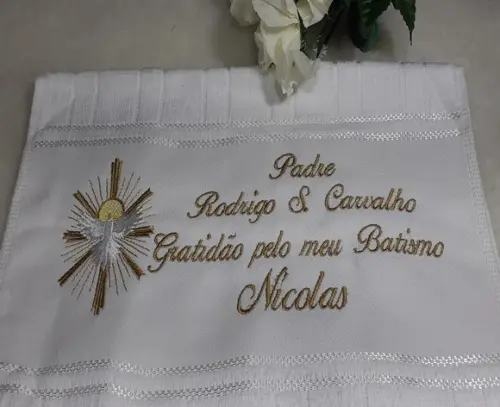 Toalha Bordada Presente Batismo para Padre