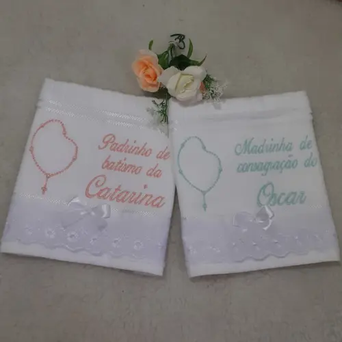 Toalha Bordada Presente Padrinhos de Batismo