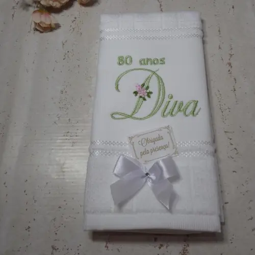 10 Lembranças de Aniversário 80 Anos Toalha Bordada