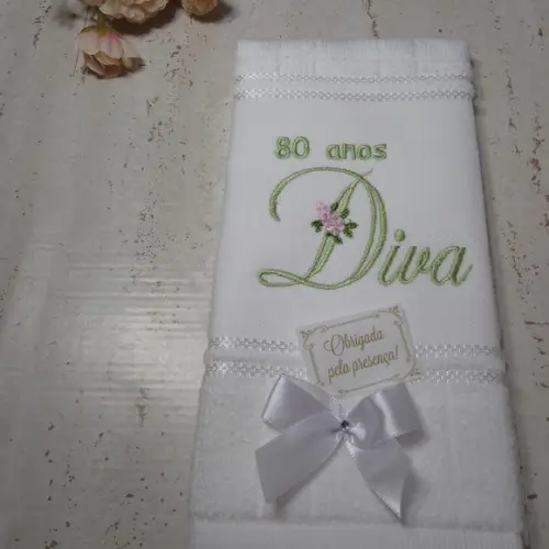 10 Lembranças de Aniversário 80 Anos Toalha Bordada