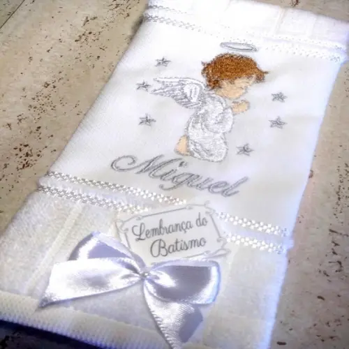 10 Lembranças de Batizado Toalha Bordada Anjinho