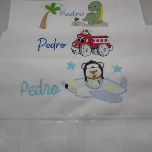 3 Toalhas Bordadas e Personalizadas