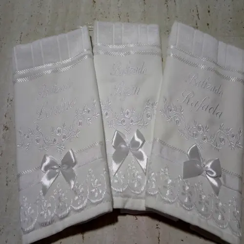 3 Toalhas de Batizado Personalizada Floral