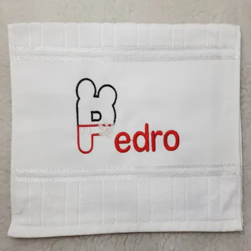 3 Toalhas Bordadas e Personalizadas