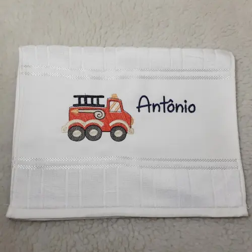 3 Toalhas Escolar Bordada Personalizada Carrinho