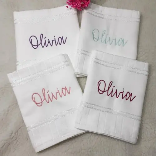 4 Toalhas Escolar Bordada e Personalizada