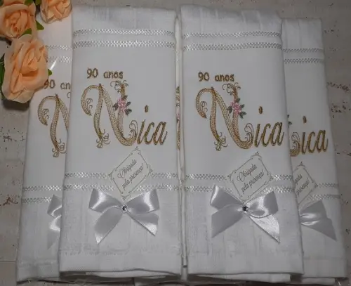 35 Lembranças de Aniversário 90 Anos Toalha Personalizada