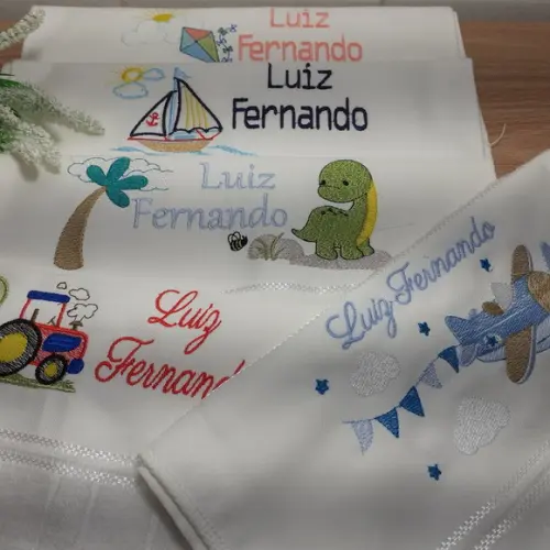 5 Toalhas Escolar Bordada e Personalizada