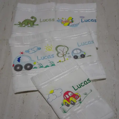 5 Toalhas Escolar Bordada e Personalizada