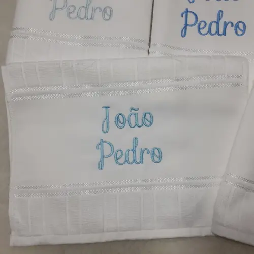 5 Toalhas Escolar Bordada e Personalizada