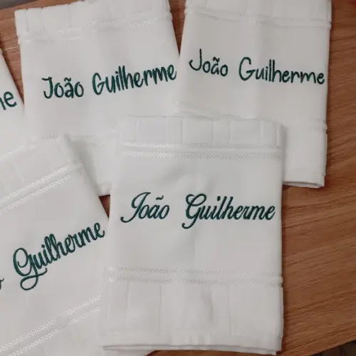 5 Toalhas Escolar Bordada e Personalizada