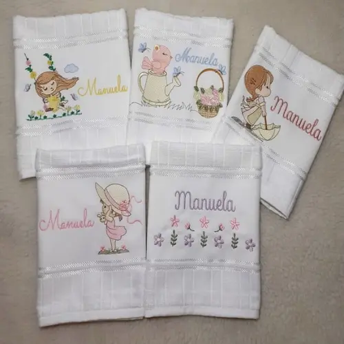 5 Toalhas Escolar Bordada e Personalizada para Meninas