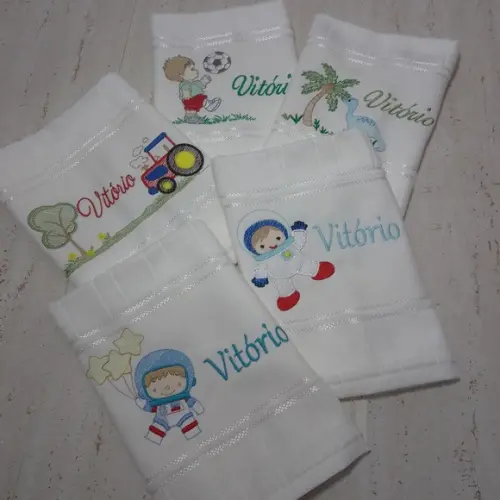 5 Toalhas Escolar Personalizada para Menino