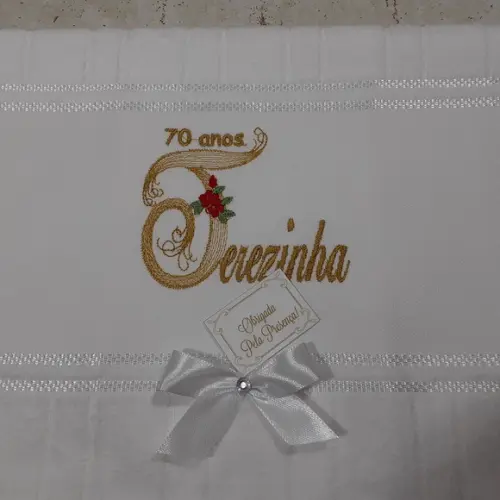 75 Lembrancinhas de Aniversário 70 Anos Toalha Bordada