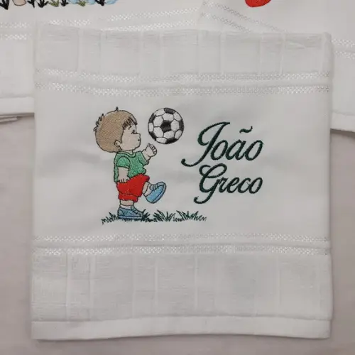 Kit Toalha Bordada Infantil Dinossauro Astronauta e Menino